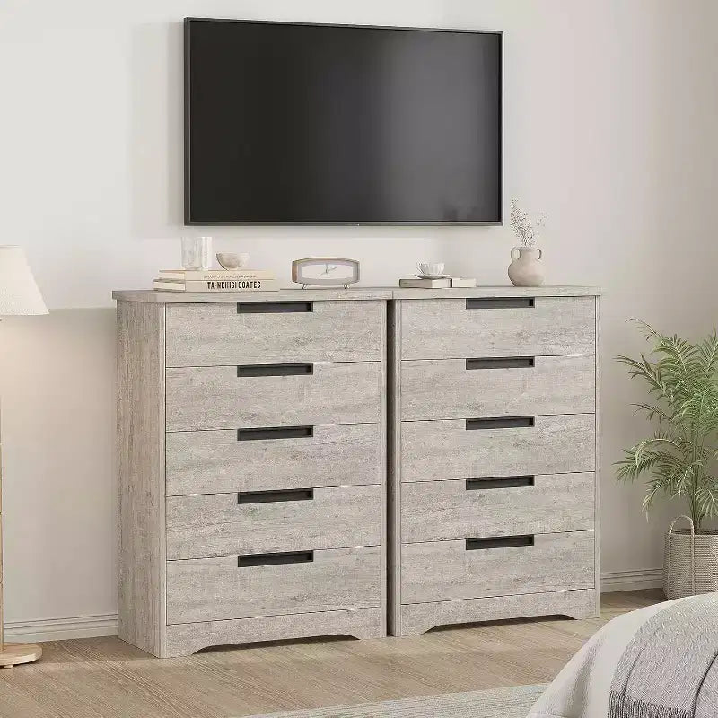 Modern 5-Drawer Dresser in Gray - Recessed Handles, Spacious Storage for Bedroom Nursery Entryway